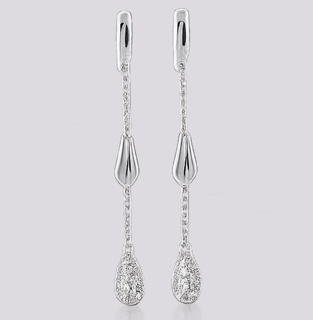 Brincos Compridos Ouro c/ Diamantes – Cód. 9100377