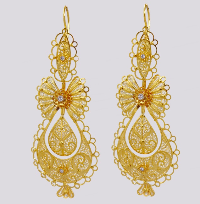 Brincos Princesa Ouro c/ Diamantes – Cód. 7010078